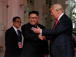 Ini Kata Pakar Bahasa Tubuh Mengenai Pertemuan Trump dan Kim