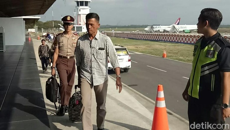 Penumpang Bandara Banyuwangi Tembus 1.000 Orang Per Hari Penumpang Bandara Banyuwangi Tembus 1.000 Orang Per Hari