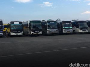 Pemudik ke Sumbar Ini Tetap Pilih Bus Meski Waktu Tempuh 2 Hari