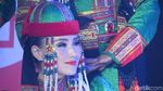 Foto Kecantikan Gadis Xinjiang, dari Uyghur Sampai Mongol