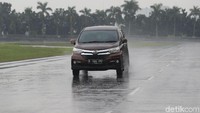 Daihatsu Xenia berhasil meraih penjualan mencapai 3.089 unit dan berhasil menduduki posisi ke-9 Foto: Grandyos Zafna