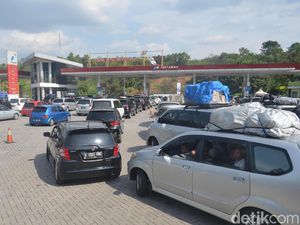 Ragam Respons soal Rest Area Bebas McD dan Starbucks Cs