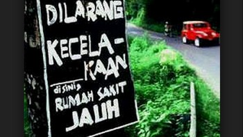 Kalau kecelakaan siap-siap kehilangan nyawa karena rumah sakit jauh. (Foto: Internet)
