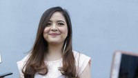 Senyuman manis Tasya Kamila begitu menarik perhatian. Foto: Palevi S/detikHOT