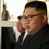 Trump Minta Terlihat Kurus Saat Difoto, Begini Ekspresi Kim Jong Un