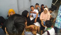 Kapal tradisional yang mengangkut puluhan penumpang di Makassar tenggelam. Sebanyak 13 orang tewas dalam insiden ini. Kapal ini ternyata milik pribadi dan para penumpang tidak menggunakan pelampung. (Taufik-detikcom)