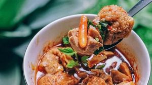 Gurih dan Hangat, Buka Puasa dengan 10 Batagor Kuah