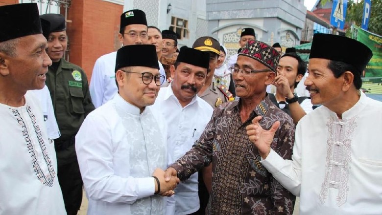 Cak Imin Minta Setop Caci Maki ke Yahya Staquf soal Israel Cak Imin Minta Setop Caci Maki ke Yahya Staquf soal Israel
