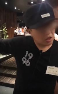 Waduh! Turis China Ini Diusir oleh Pelayan Restoran di Osaka