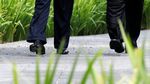 Melihat Lagi Momen Akrab Trump-Kim Jong Un Jalan-jalan di Taman