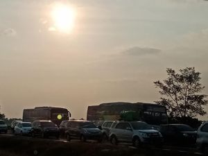 Foto: Penerapan One Way di Tol Cipali