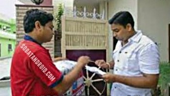 Tips beli baju online jangan pas mendekati libur lebaran, kelewat deh momennya. (Foto: Internet)