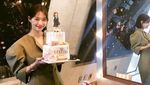 Cantiknya Shin Min-a Bergaya dengan Cake hingga Kopi
