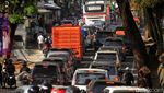 Jalur Nagreg Siang Ini Masih Padat Merayap