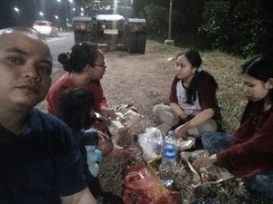 Gara-gara Macet, Yazif Terpaksa Sahur on Toll Road di Cipali