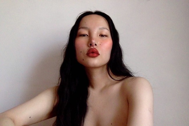 Tsunaina pun telah bekerja untuk acara dan brand fashion terkenal, seperti London Fashion Week hingga Christian Dior. Foto: Dok. Instagram/Tsunaina