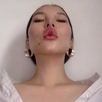 Kehadiran Tsunaina di industri modeling pun membuktikan jika definisi kecantikan itu beragam dan tak hanya ditujukkan kepada mereka yang terlihat seperti Barbie.  Foto: Dok. Instagram/Tsunaina