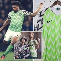 Adalah desainer Nike, Matthew Wolff, yang membuat jersey Nigeria tersebut. Sebelumnya dia bersama Nike juga membuat kostum bertema Black Panther untuk petenis Serena Williams. (Foto: Instagram, Dok. Nike)