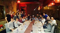Bareng-bareng bersama tim terlihat kebersamaan Sergio Ramos kompak makan bersama. Foto: Instagram @sergioramos