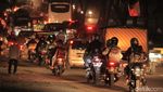 H-1 Arus Lalu Lintas Nagreg Padat Merayap