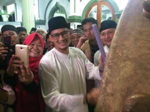 Takbiran di Matraman, Sandi Ikut Tabuh Bedug
