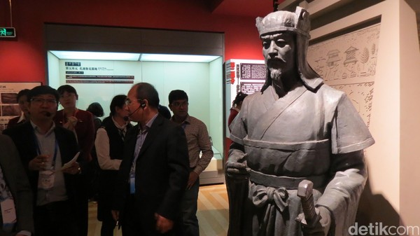 Zhang Qian, utusan Kaisar Wu Di dari Dinasti Han. Dia bertualang dari China ke Eropa dan merintis Jalur Sutra. Jalur Sutra ini muncul sekitar 2.000 tahun lalu (Fitraya/detikTravel)
