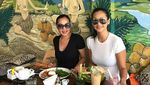 Sweet! Begini Momen Seru Indah Kalalo Saat Makan Bersama Anak
