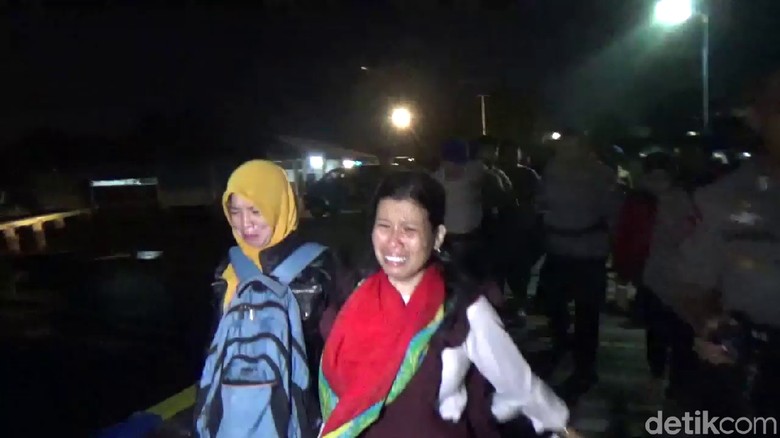 Korban Tewas Kapal Tenggelam di Makassar Jadi 16 Orang Korban Tewas Kapal Tenggelam di Makassar Jadi 16 Orang