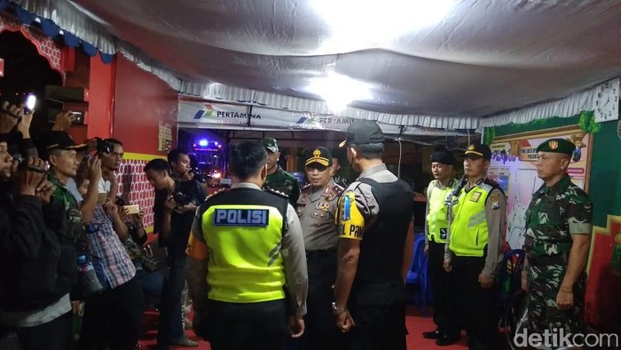 Kapolda Jatim dan Pangdam V Pantau Pos Pengamanan Lebaran