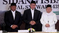 Proses penentuan awal Syawal ini menggunakan metode hisab dan rukyat dalam penentuan awal bulan Hijriah.