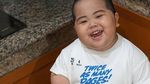 Gemas! Begini Gaya Makan Tatan, Selebgram Balita Bertubuh Gempal