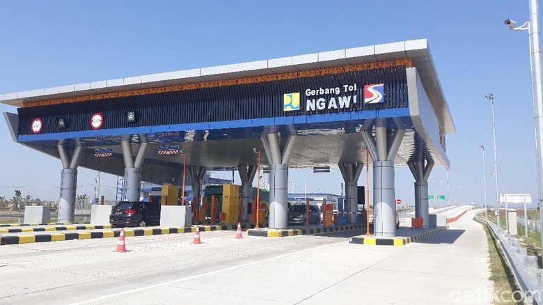 Puncak Mudik, Sehari 12.491 Kendaraan Masuk Tol Ngawi Puncak Mudik, Sehari 12.491 Kendaraan Masuk Tol Ngawi