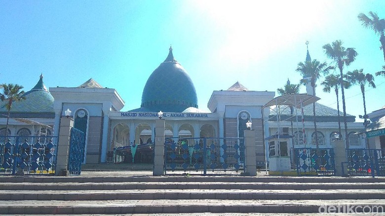 60 Ribu Jemaah akan Salat Ied di Masjid Al Akbar, Ini Persiapannya 60 Ribu Jemaah akan Salat Ied di Masjid Al Akbar, Ini Persiapannya