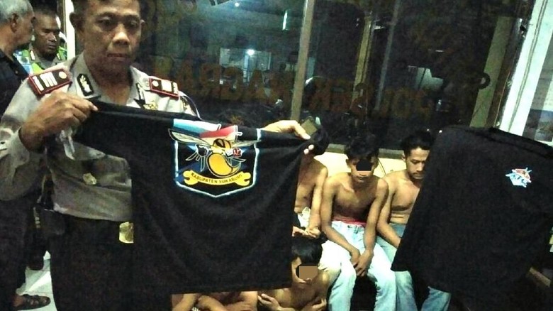 Lempar Puntung Rokok ke Warga, Komplotan Geng Motor Dibekuk Polisi Lempar Puntung Rokok ke Warga, Komplotan Geng Motor Dibekuk Polisi
