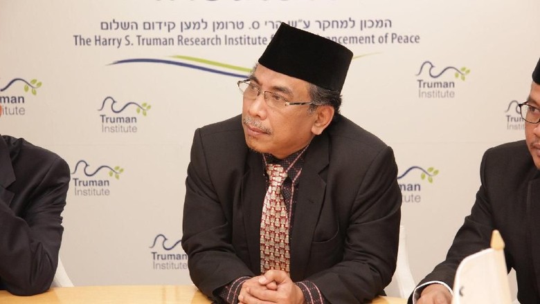 Cara Yahya Cholil Staquf Jawab Kecaman soal Kunjungan ke Israel Cara Yahya Cholil Staquf Jawab Kecaman soal Kunjungan ke Israel