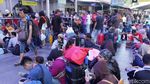 Suasana Stasiun Senen H-1 Lebaran