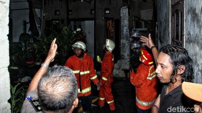 Satu Rumah Terbakar di Koja Jakut Karena Petasan