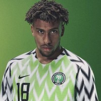 Pihak Nike sebelumnya mengungkapkan kostum tim sepakbola Nigeria ini terinspirasi dari optimisme Naija, sebutan patriotis untuk orang Nigeria. Kostum Naija ini juga sebagai bentuk perayaan dari betapa kayanya budaya Nigeria. (Foto: Instagram, Dok. Nike)