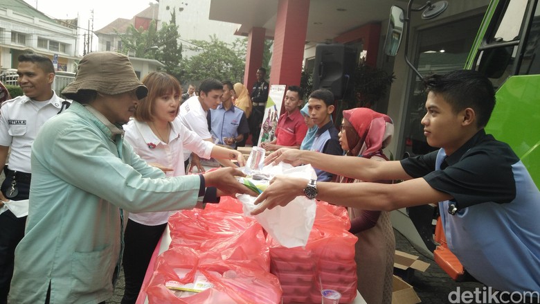 Cerita Kaum Papa Pemburu Sajian Dapur Berjalan Cerita Kaum Papa Pemburu Sajian Dapur Berjalan