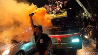 Suasana pawai dimalam takbiran warga Tanah Abang, Jakarta, Kamis (14/6/2018).