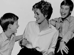 Deretan Foto Langka yang Ungkap Sejarah Menarik Dunia