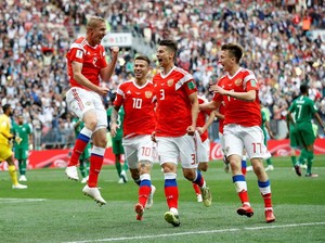 Menang Besar atas Arab Saudi, Rusia Jangan Jemawa