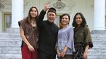 Gaya Lebaran Selebriti (1)