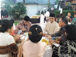 Anies Hidangkan Nasi Maroko Saat Open House di Rumah Dinas