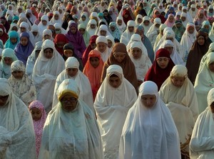 Daftar Masjid yang Gelar Salat Idul Fitri 21 April di Semarang