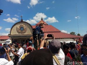 Meriahnya Rayahan Gunungan Syawal Keraton Yogyakarta