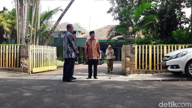 Open house dibuka sejak pukul 09.00 WIB