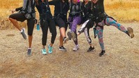 Tidak berlibur sendirian, Tyra sering bepergian bersama keluarga dan teman-temannya. (tyrabanks/Instagram)