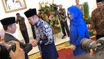 Foto: AHY-Annisa Salam-salaman dengan Jokowi di Istana Bogor