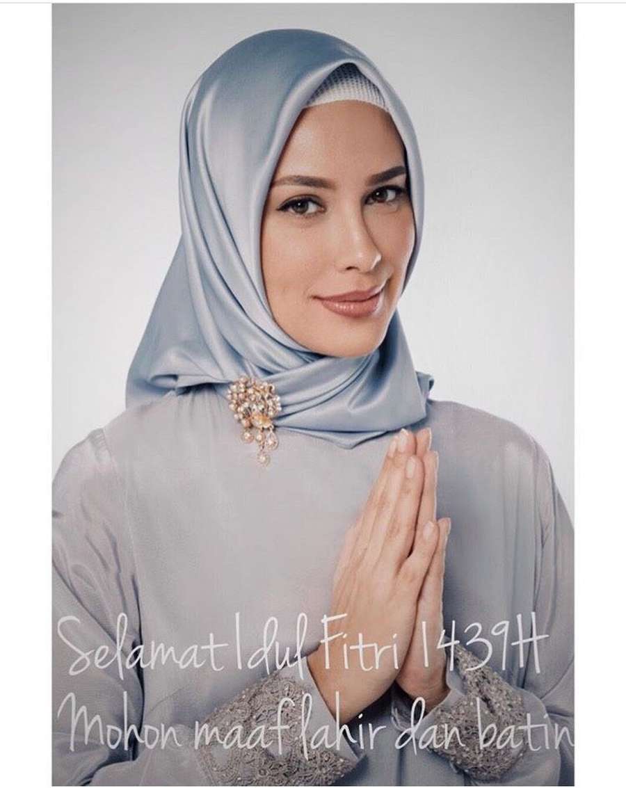 Potret Keluarga Selebriti saat Lebaran, Sophia Latjuba 